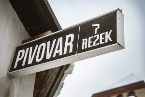 Creative teambuilding pivovar Rezek